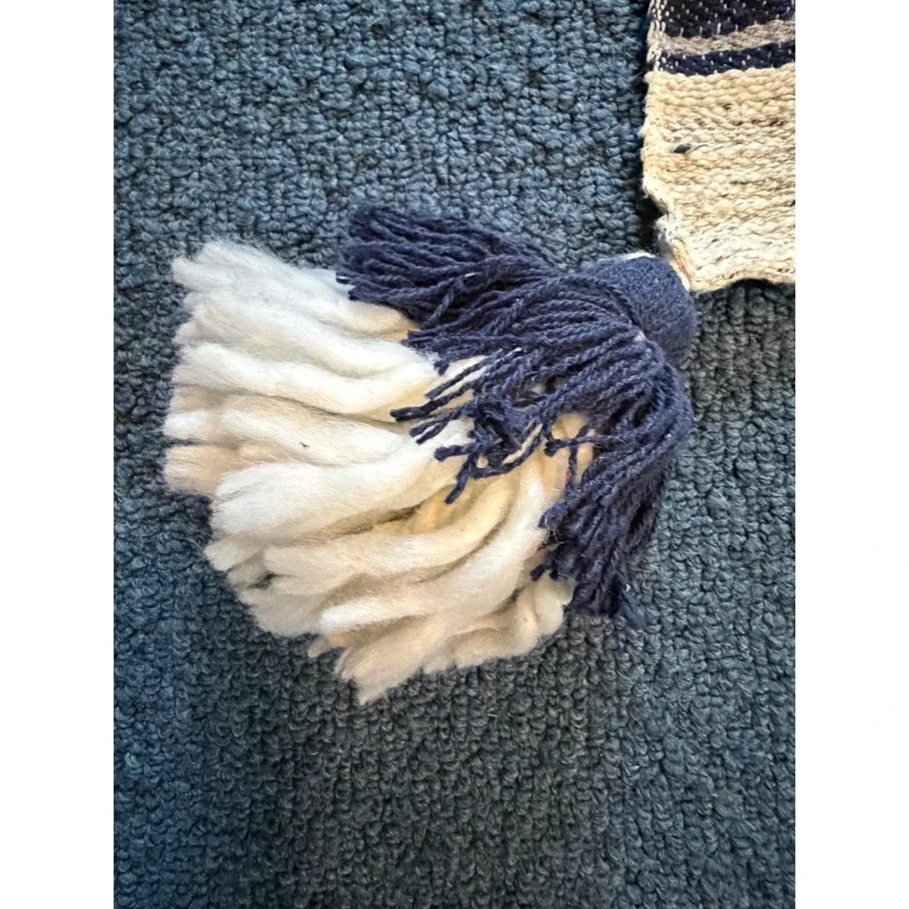 N/A woven striped